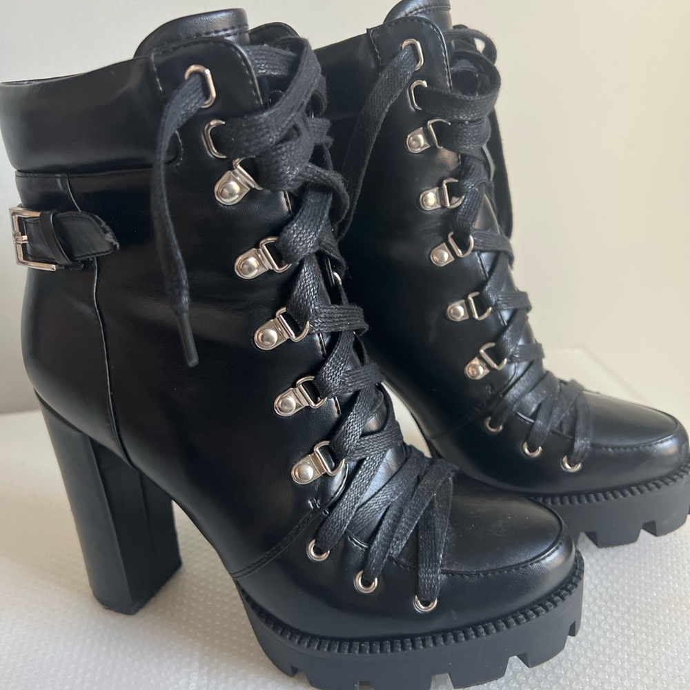 London Rag Black Lace-Up Platform Ankle Boots – Size 10